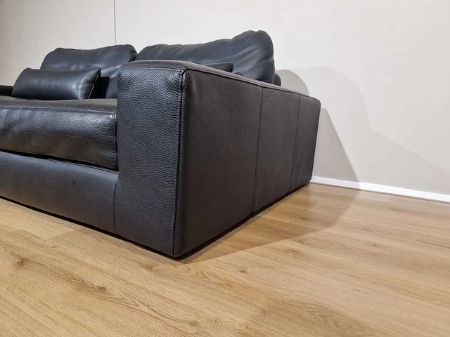 Bankstel italiaans design - afbeelding 7 van  8