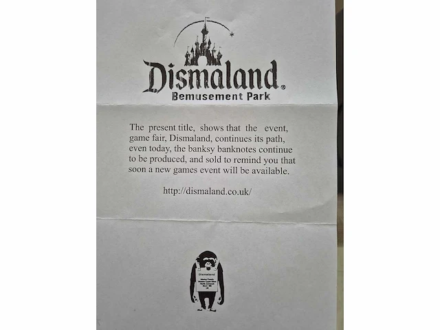 Banksy dismaland - afbeelding 4 van  5