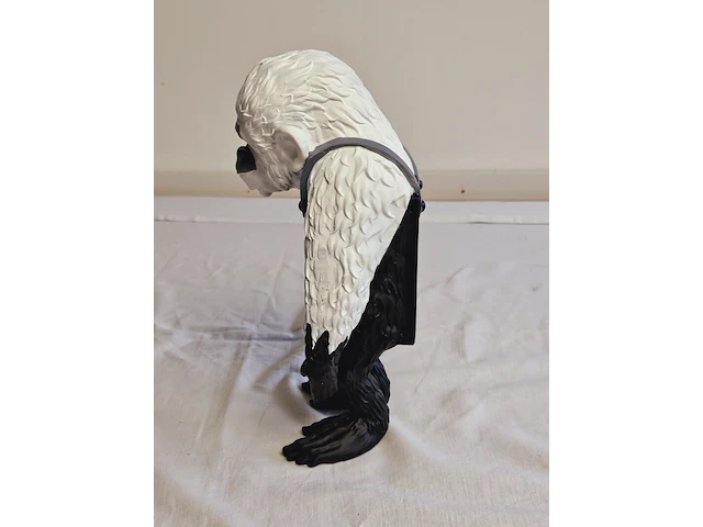 Banksy fanart sculptuur - banksy ape - afbeelding 4 van  6