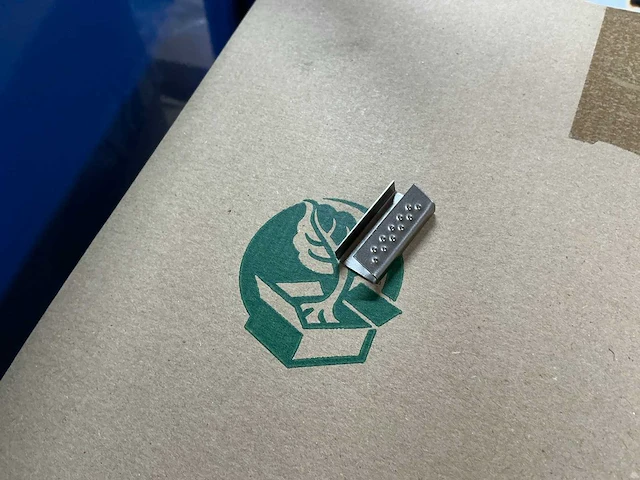 Banspdsluittang met partij klemmen - afbeelding 5 van  6