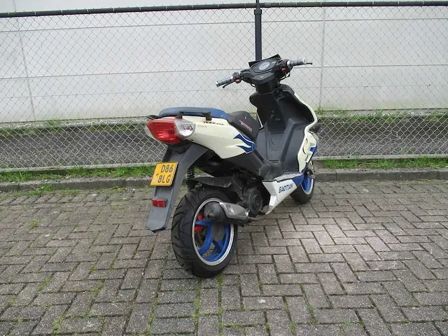 Baotian - bromscooter - btm sport 2 tact - scooter - afbeelding 9 van  11
