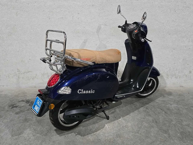 Baotian - snorscooter - classico - 25km uitvoering d628nd - afbeelding 5 van  7