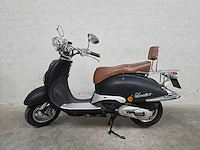 Baotian - snorscooter - classico - 4t 25km uitvoering d160vv - afbeelding 1 van  7