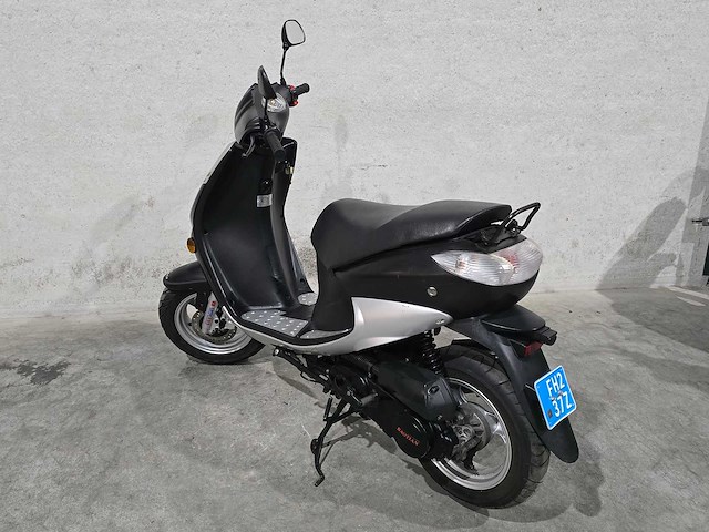 Baotian - snorscooter - rebel - 4t 25km uitvoering fh237z - afbeelding 6 van  7