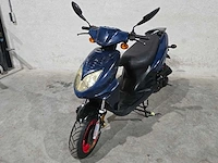 Baotian - snorscooter - rebel bt49qt-12c2 - 25km uitvoering fk406v - afbeelding 4 van  7