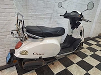 Baotian classic 25 km snorscooter 4takt - afbeelding 5 van  7