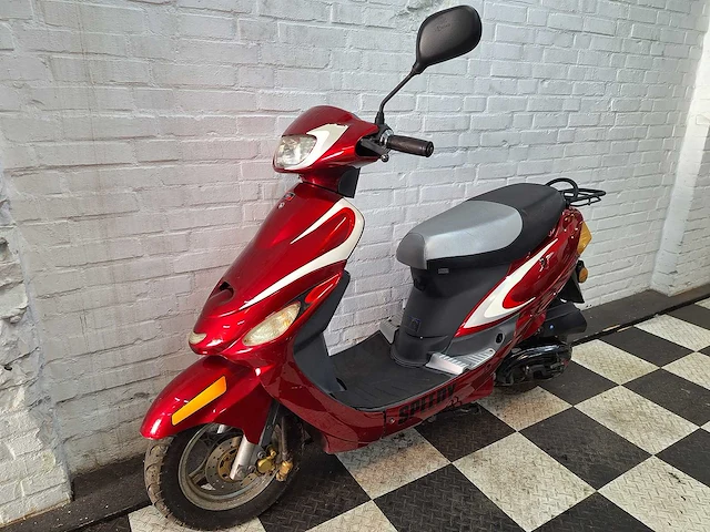 Baotian speedy 25km snorscooter 4-takt - afbeelding 2 van  7