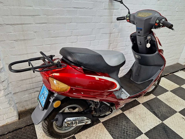 Baotian speedy 25km snorscooter 4-takt - afbeelding 7 van  7