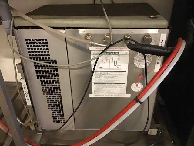 Bar inclusief waterkoeler en gamko koeling met flessennest - afbeelding 6 van  6