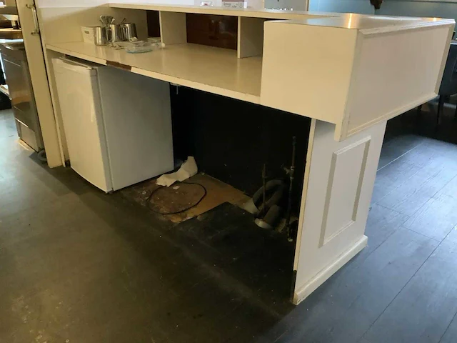 Bar met achterwand - afbeelding 8 van  11