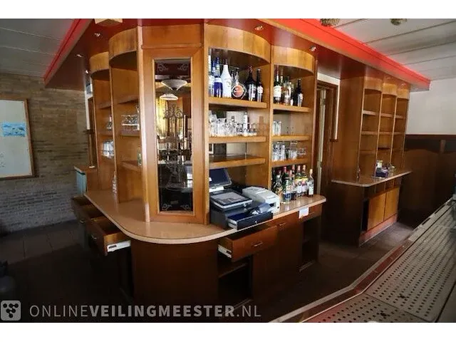 Bar met luifel, achterwand en 13 krukken - afbeelding 4 van  15