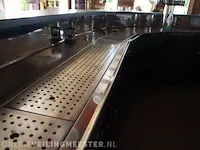 Bar met luifel, achterwand en 13 krukken - afbeelding 8 van  15