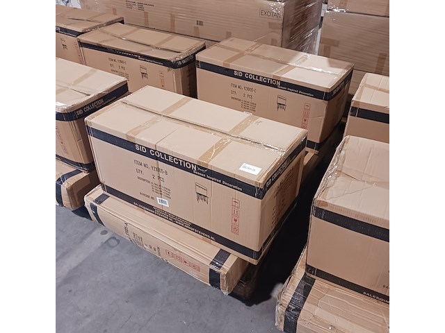 Bar tafel met mdf blad, 4 barkrukken en verlichting, yz 1005, zwart - afbeelding 3 van  3