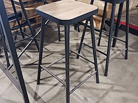 Bar tafel met mdf blad, 4 barkrukken en verlichting, yz 1005, zwart - afbeelding 2 van  10