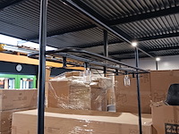 Bar tafel met mdf blad, 4 barkrukken en verlichting, yz 1005, zwart - afbeelding 8 van  10