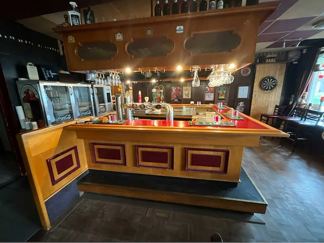 Bar - afbeelding 15 van  20