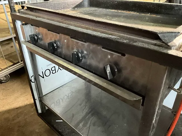 Barbecuewagen met gas bakplaat - afbeelding 5 van  7