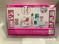 Barbie medical playset - afbeelding 2 van  2