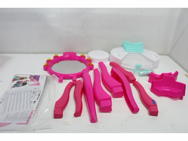 Barbie schoonheidsstudio met licht en geluid - afbeelding 3 van  3