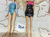 Barbies 2stuks - afbeelding 1 van  2