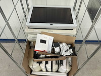 Barco - monitor - afbeelding 3 van  5