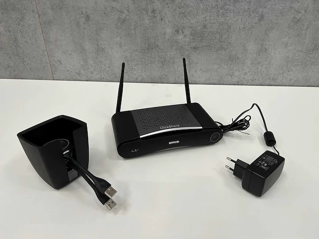 Barco clickshare cse-200 - draadloos presentatiesysteem - afbeelding 3 van  10