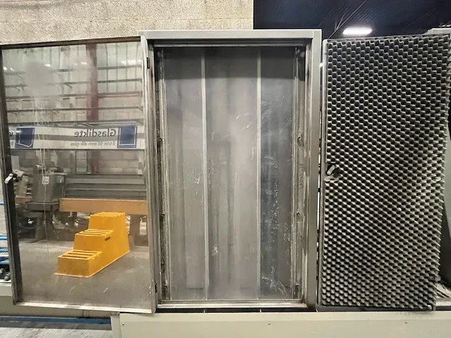 Baretta verticale glas was- en reinigingsmachine - afbeelding 10 van  16