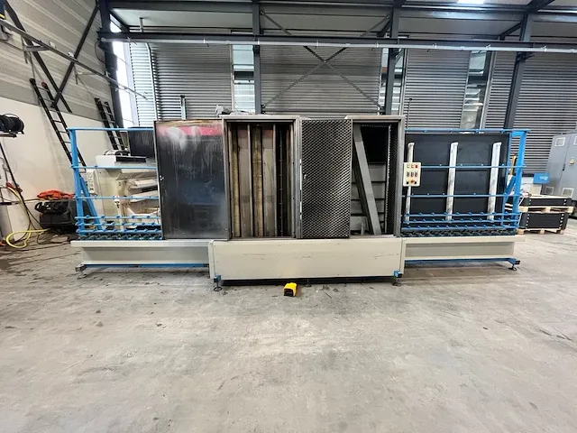 Baretta verticale glas was- en reinigingsmachine - afbeelding 16 van  16