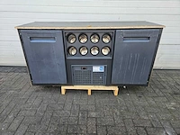 Barkoeling met flessennest - afbeelding 1 van  5
