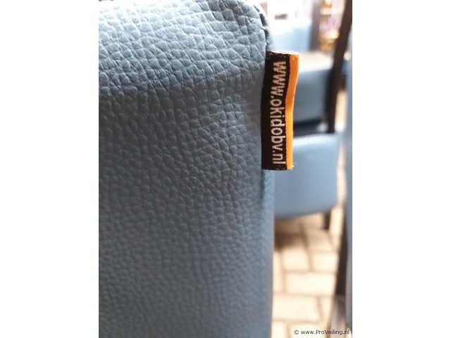 Barkrukken - met blauwe ledere zitting - 2 stuks - afbeelding 3 van  4