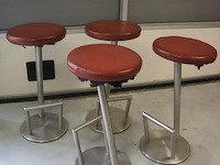 Barkrukken met voetensteun - leer gestoffeerd met rvs onderstel - 4 stuks