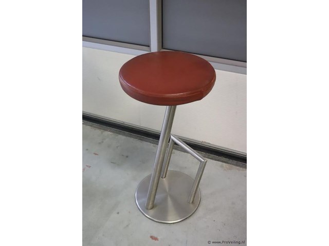 Barkrukken met voetensteun - leer gestoffeerd met rvs onderstel - 4 stuks - afbeelding 2 van  3