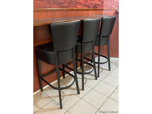 Barkrukken (skai) leder - 42x53x114cm - 6 stuks - afbeelding 3 van  3