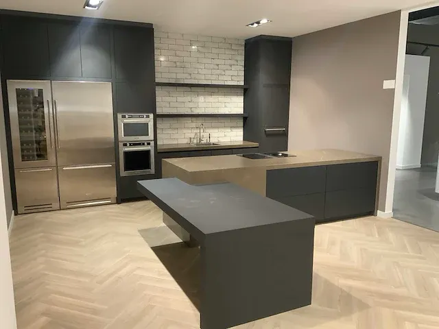 Barletti / kitchenaid / bora rechte keuken met l vormig werkeiland - afbeelding 12 van  53