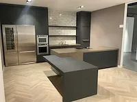 Barletti / kitchenaid / bora rechte keuken met l vormig werkeiland - afbeelding 12 van  53