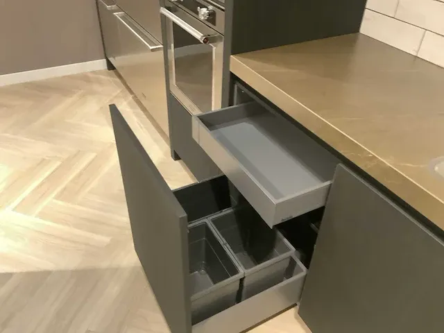 Barletti / kitchenaid / bora rechte keuken met l vormig werkeiland - afbeelding 31 van  53