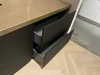 Barletti / kitchenaid / bora rechte keuken met l vormig werkeiland - afbeelding 43 van  53