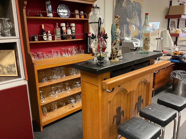 Barmeubelen twee stuks - afbeelding 1 van  8