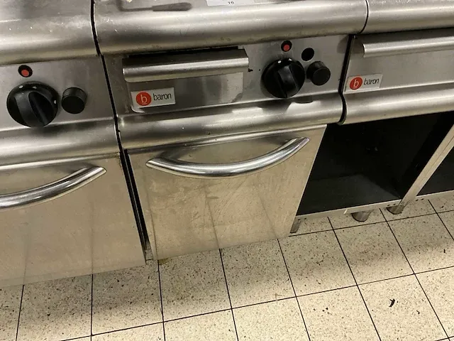 Baron 9gli/g400 lavasteen gasgrill - afbeelding 4 van  7