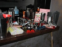 Barproducten w.o. koelers, rietjes, maatbekers, afdruipmatten, etc.. - afbeelding 1 van  3