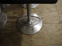 Barstoelen met voetensteun | zwart met chroom onderstel| 4 stuks - afbeelding 3 van  4
