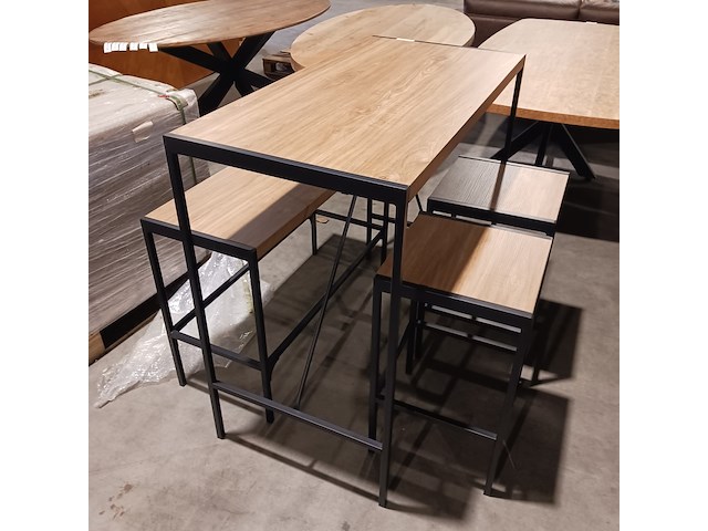 Bartafel met 2x kruk en bankje - afbeelding 3 van  6