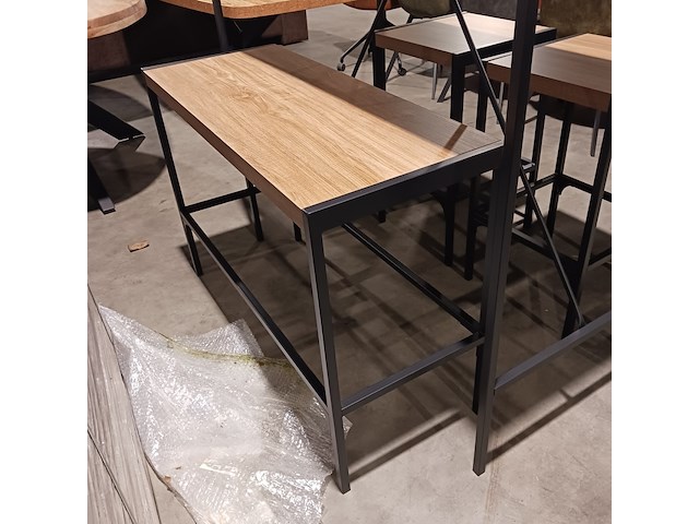 Bartafel met 2x kruk en bankje - afbeelding 6 van  6