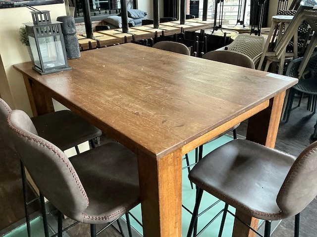 Bartafel met 4 krukken - afbeelding 2 van  5