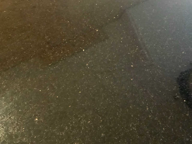 Bartafel met 4 krukken - afbeelding 7 van  12