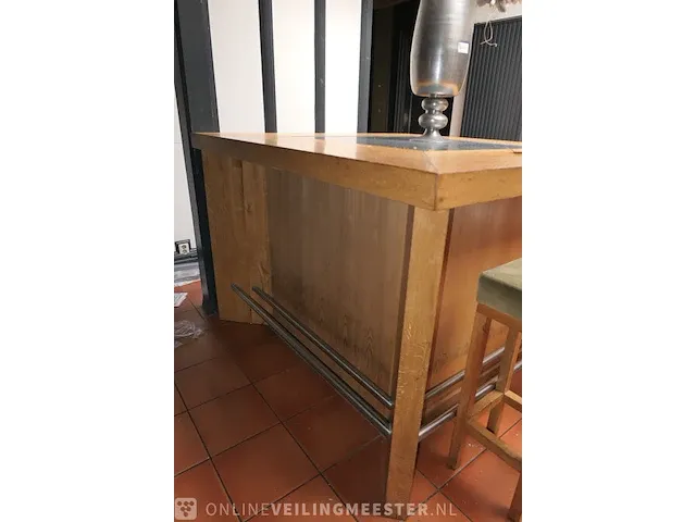 Bartafel met 4x barkruk - afbeelding 8 van  8