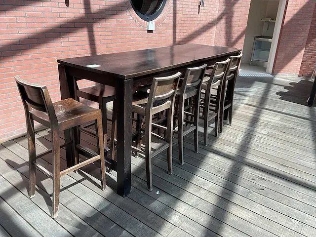 Bartafel met barkrukken - afbeelding 1 van  7