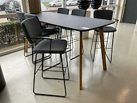 Bartafel met stoelen - afbeelding 1 van  6