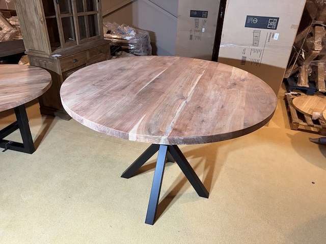 Bartafel, naturel acaciahout, zwart metalen spinpoot - afbeelding 1 van  5