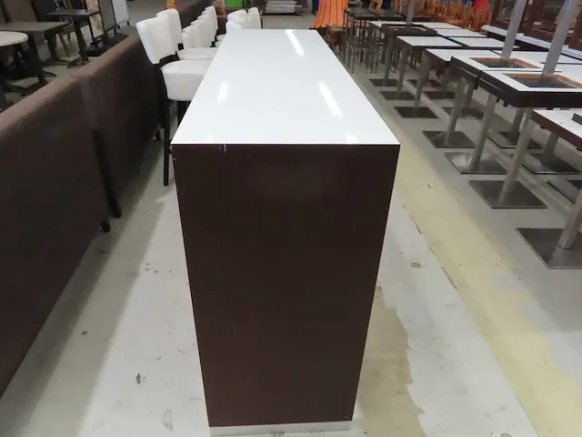 Bartafel - afbeelding 3 van  4